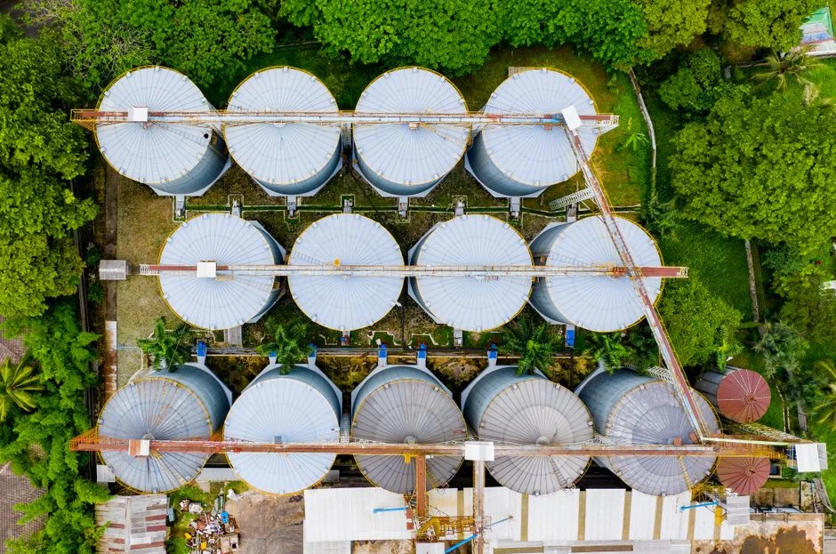 Silo Discharge Chute Liner Material Selection: Ceramic vs Polymer vs Steel - 2