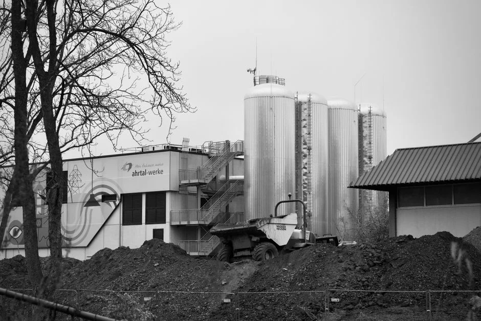 Comparing Silo Explosion Venting Standards: NFPA 68 vs EN 14491