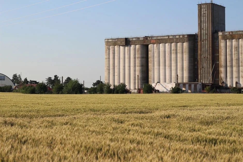Grain Silo Receiving Rate Optimization: Pit Design and Conveyor Capacity Balance - 2