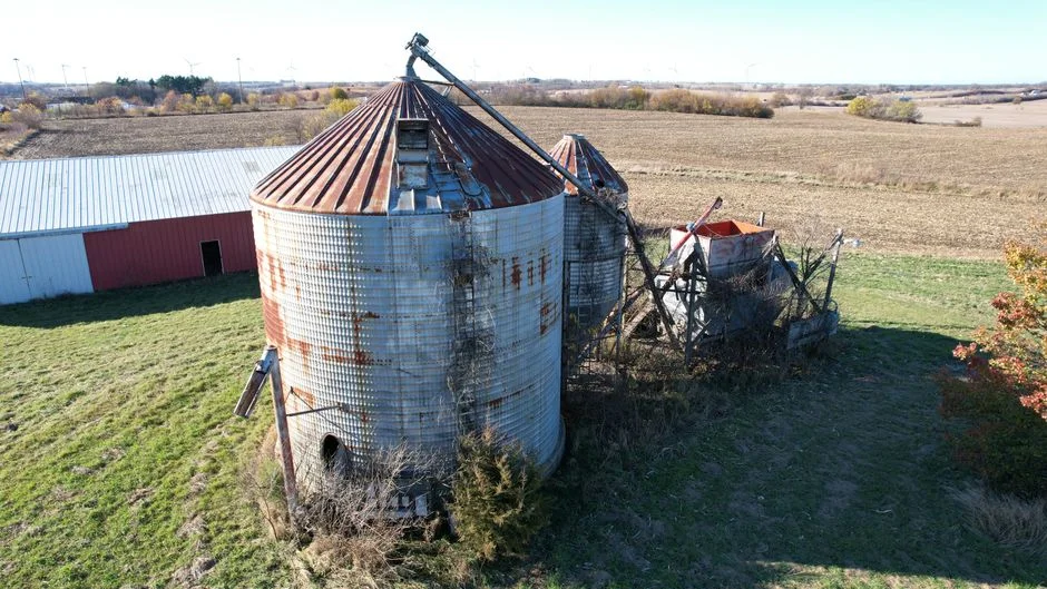 Level Monitoring Technologies for Steel Grain Silos: Radar vs Ultrasonic