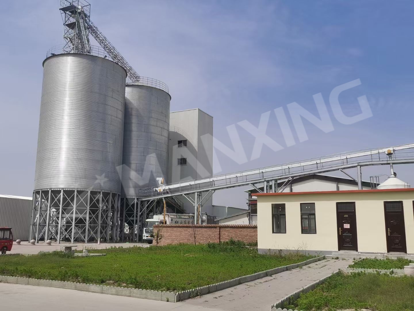 Silos de almacenamiento de trigo