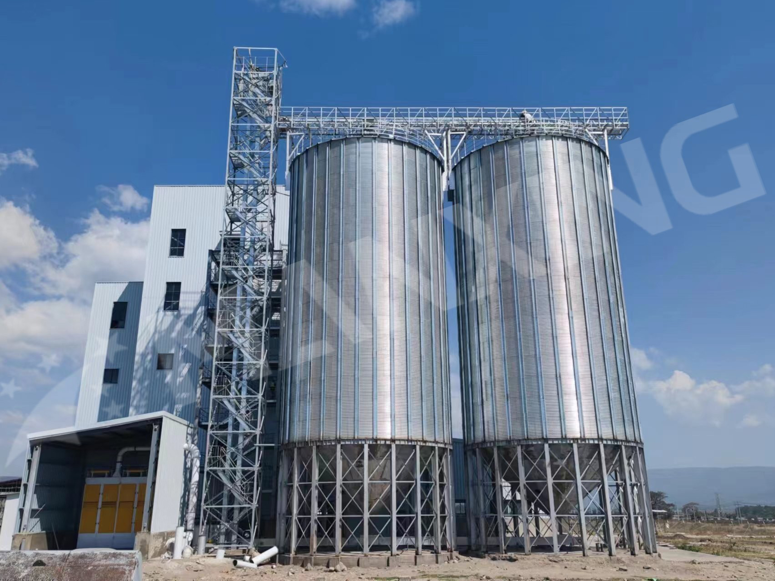 El grado de acero utilizado para los silos: descripci&oacute;n general